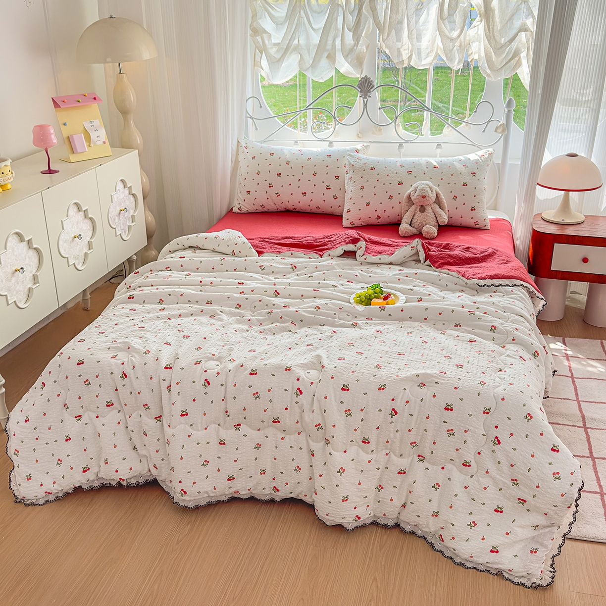 91家纺网 家纺一手货源 找家纺 眠势力 2026新款泡芙纱夏被四件套全棉花边空调被夏凉被薄被子 红果