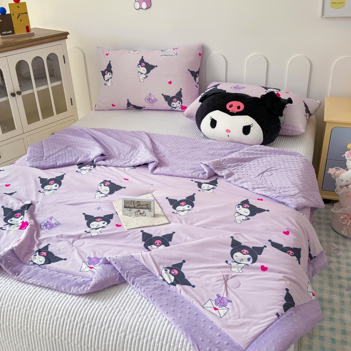 91家纺网 家纺一手货源 找家纺 花满路 2026新款儿童有氨凉感丝夏被夏凉被空调被 甜酷库洛米