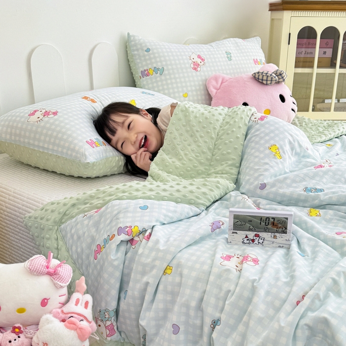 91家纺网 家纺一手货源 找家纺 花满路 2026新款儿童有氨凉感丝夏被夏凉被空调被 小格kitty