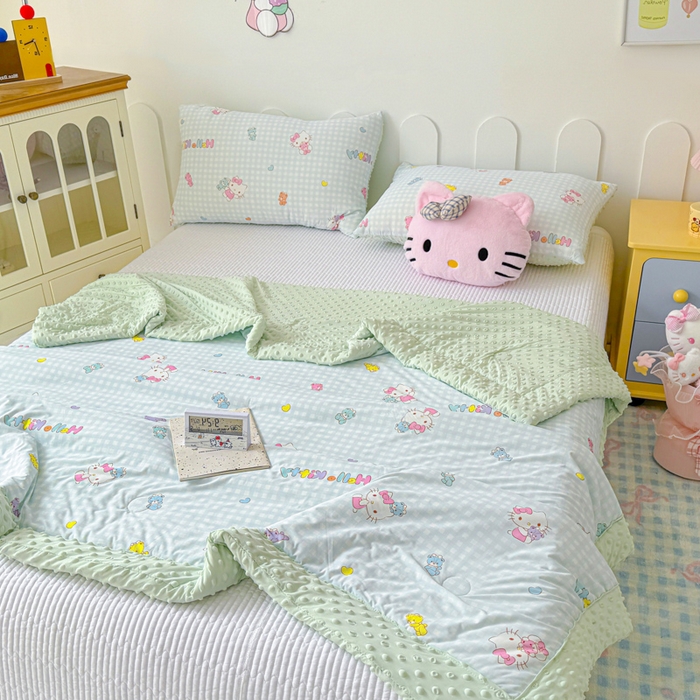 91家纺网 家纺一手货源 找家纺 花满路 2026新款儿童有氨凉感丝夏被夏凉被空调被 小格kitty