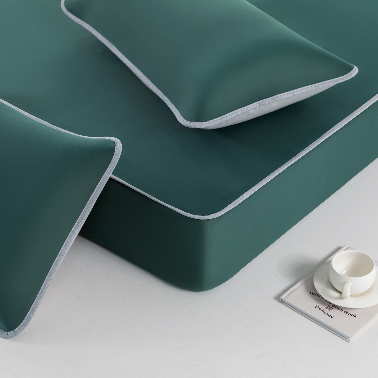 91家纺网 家纺一手货源 找家纺 凌云家纺 2026新款A类100%锦纶凉感凉席床笠款 镜面席床笠-墨绿