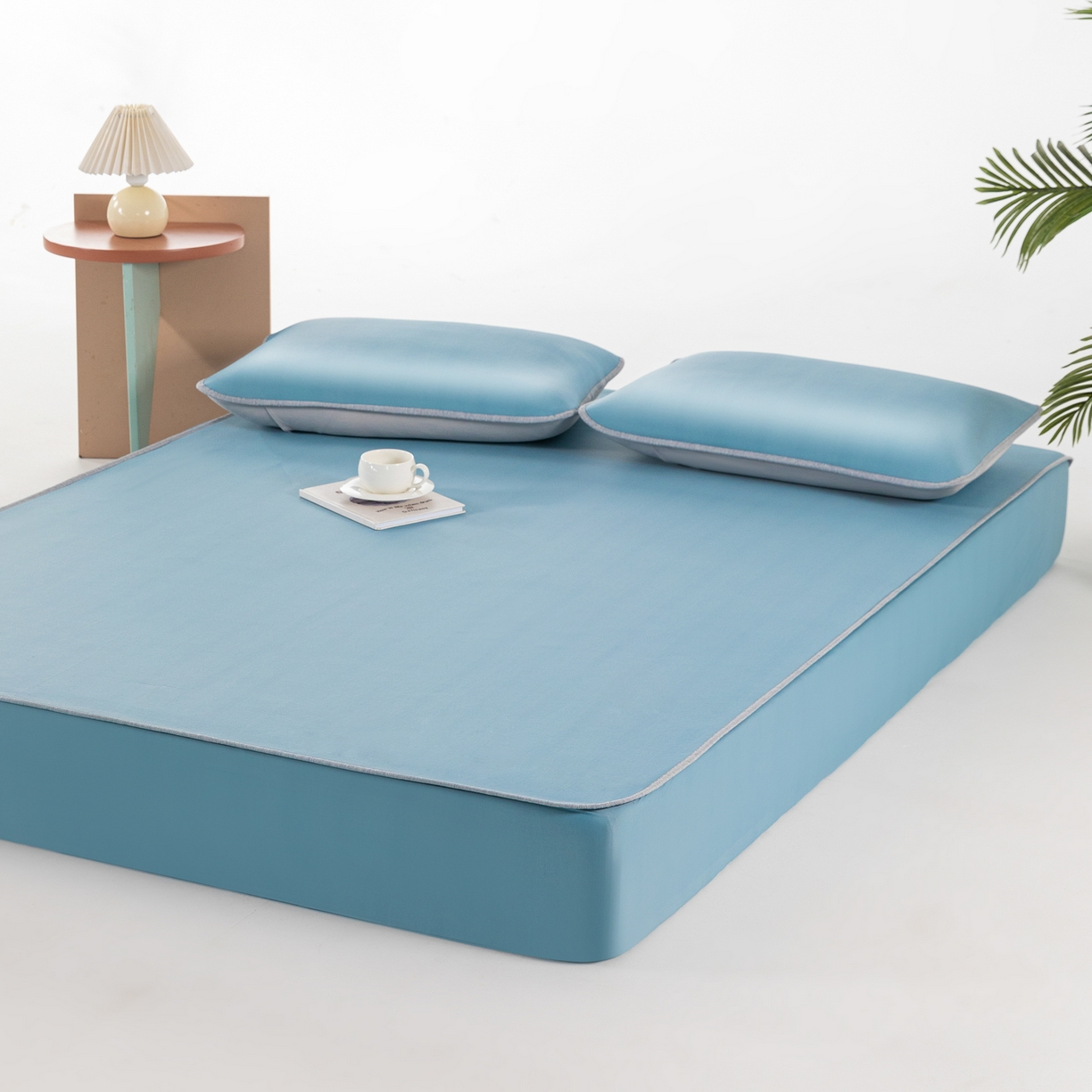 91家纺网 家纺一手货源 找家纺 凌云家纺 2026新款A类100%锦纶凉感凉席床笠款 镜面席床笠-雅蓝