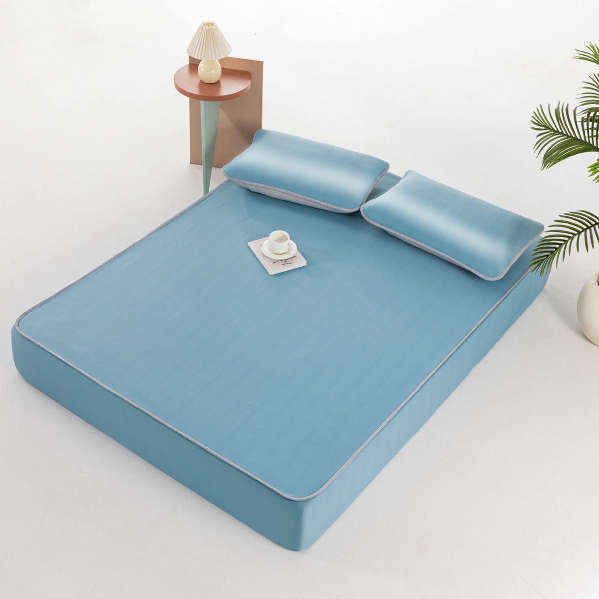 91家纺网 家纺一手货源 找家纺 凌云家纺 2026新款A类100%锦纶凉感凉席床笠款 镜面席床笠-雅蓝