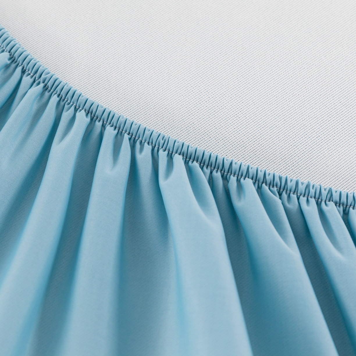 91家纺网 家纺一手货源 找家纺 凌云家纺 2026新款A类100%锦纶凉感凉席床笠款 镜面席床笠-雅蓝