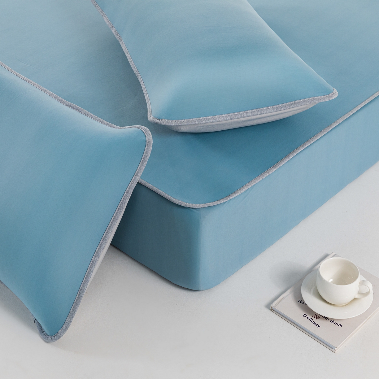 91家纺网 家纺一手货源 找家纺 凌云家纺 2026新款A类100%锦纶凉感凉席床笠款 镜面席床笠-雅蓝