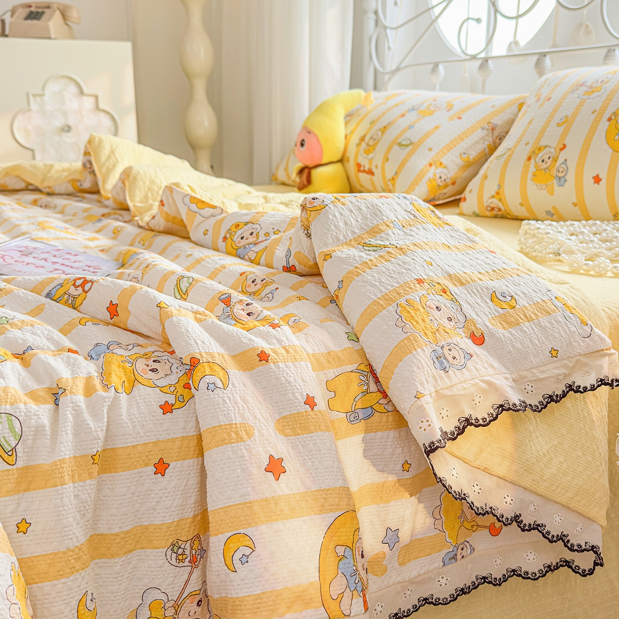 91家纺网 家纺一手货源 找家纺 眠势力 2026新款泡芙纱夏被四件套全棉花边空调被夏凉被薄被子 星星人