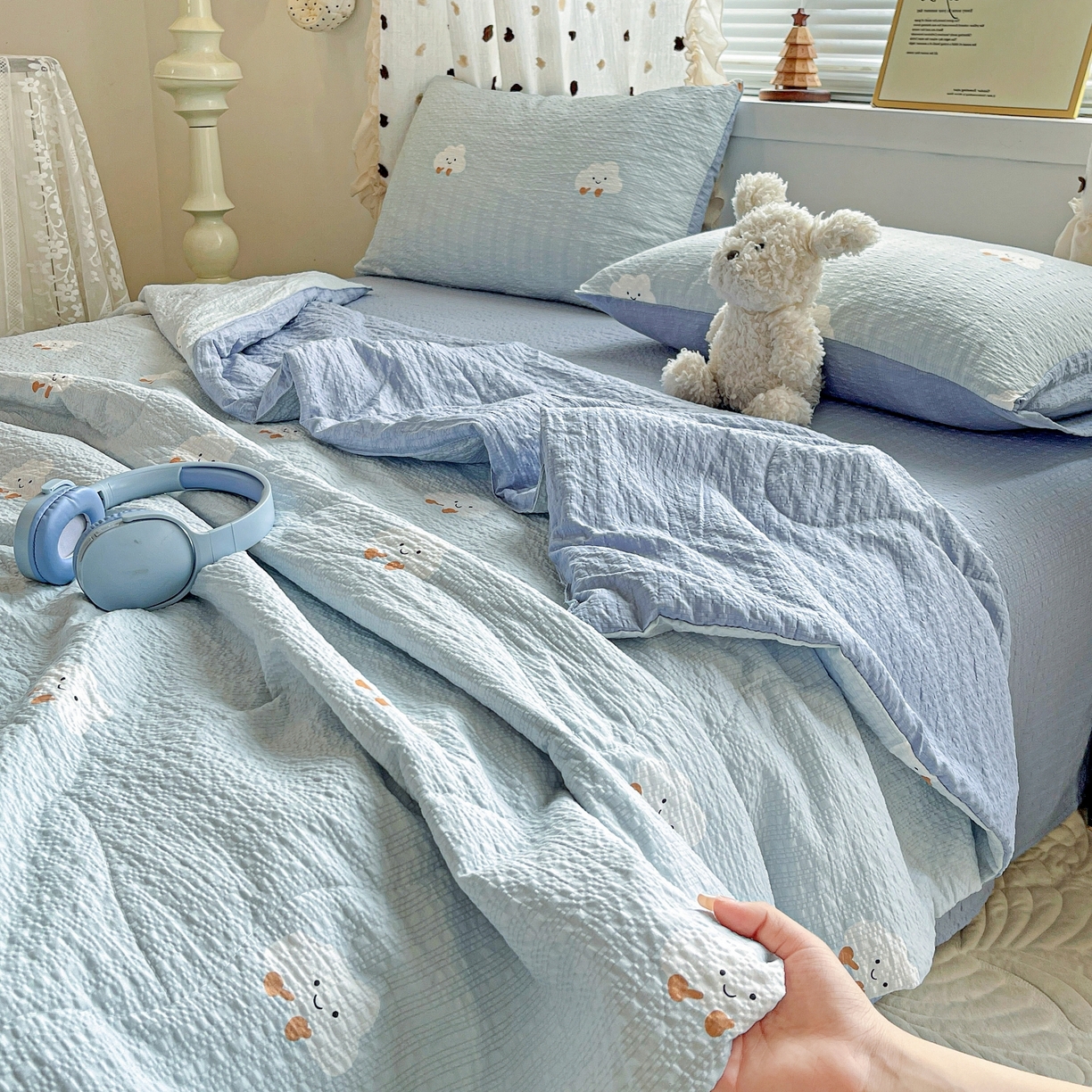 91家纺网 家纺一手货源 找家纺 一比一家纺 2026新款泡芙纱简款夏被四件套 云朵泡芙