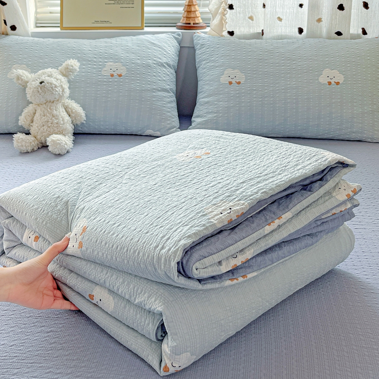 91家纺网 家纺一手货源 找家纺 一比一家纺 2026新款泡芙纱简款夏被四件套 云朵泡芙