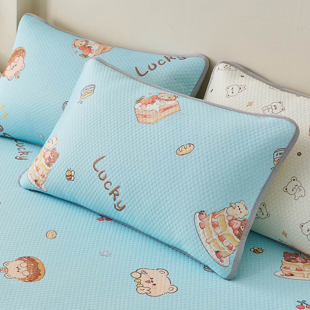 91家纺网 家纺一手货源 找家纺 （总）家品罗兰 2026新款夏季A类卡通印花冰豆豆冰丝凉席枕套凉感家用可机洗单人学生宿舍48×74cm一只一对