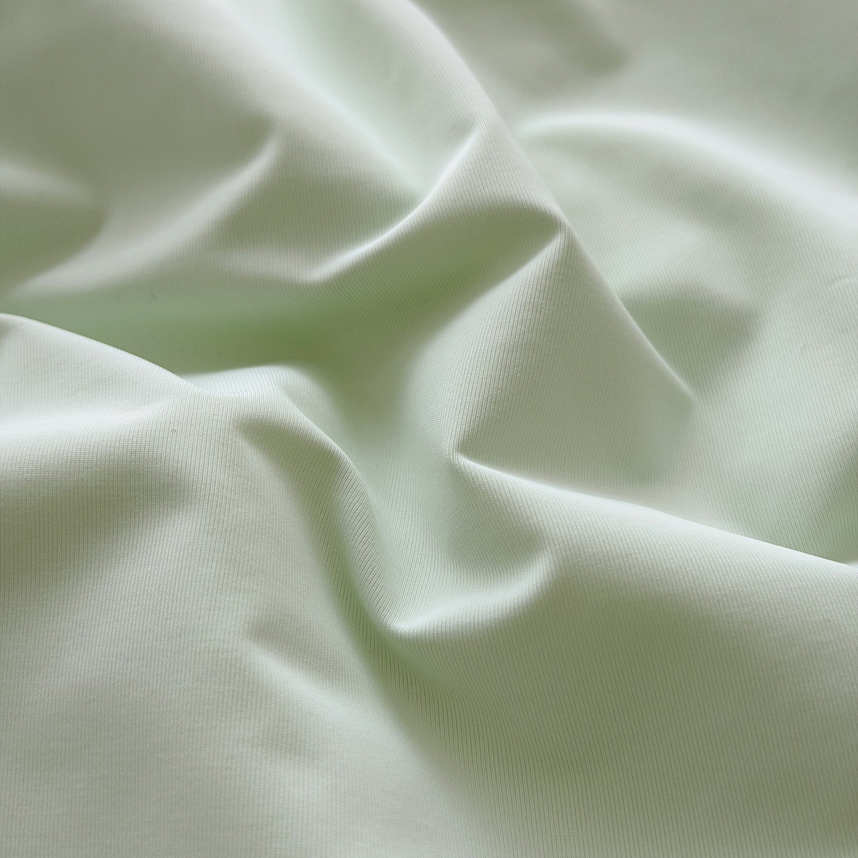 91家纺网 家纺一手货源 找家纺 朵希曼 2026新款锦氨纯色凉感夏被夏凉被空调被 发芽绿-奶白