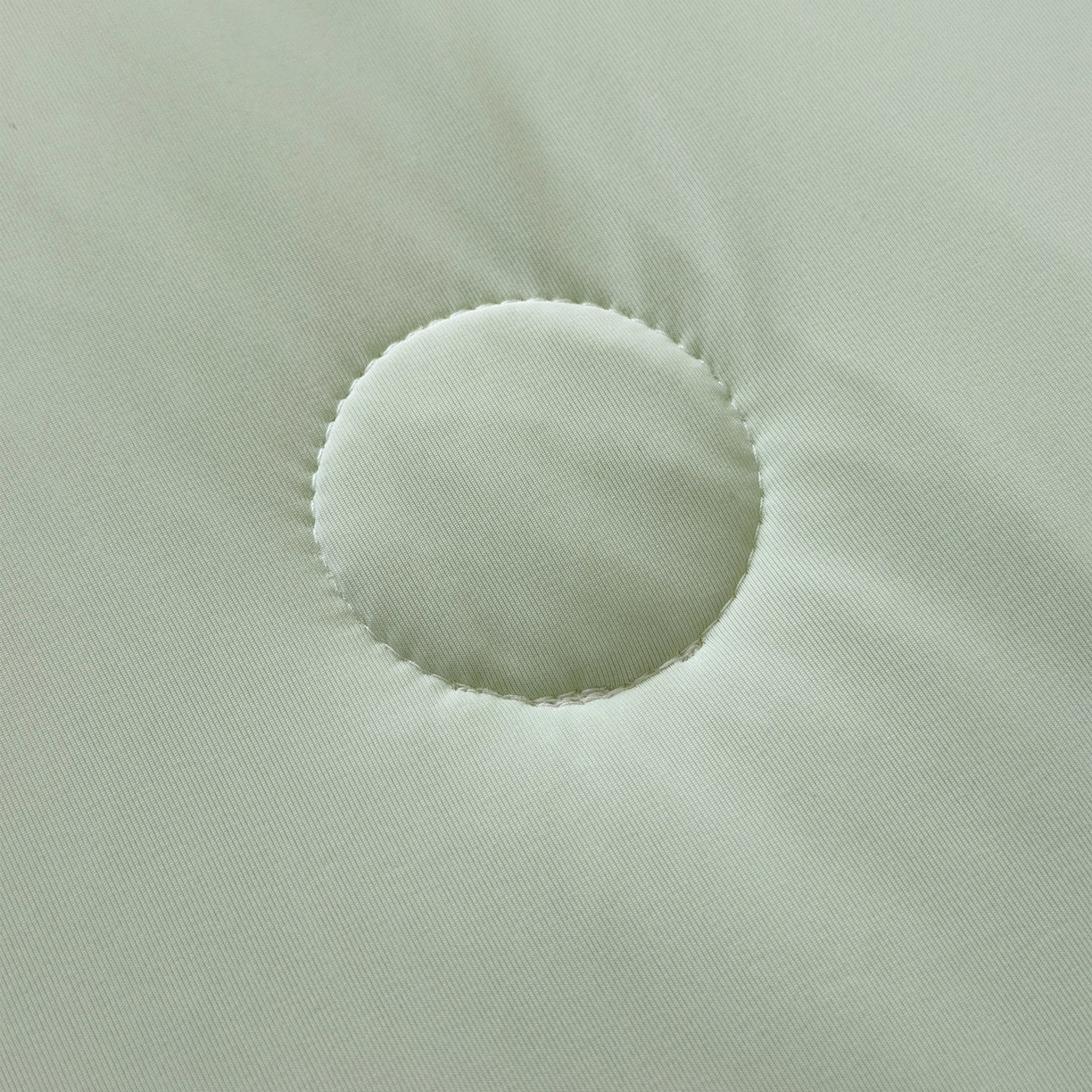 91家纺网 家纺一手货源 找家纺 朵希曼 2026新款锦氨纯色凉感夏被夏凉被空调被 发芽绿-奶白