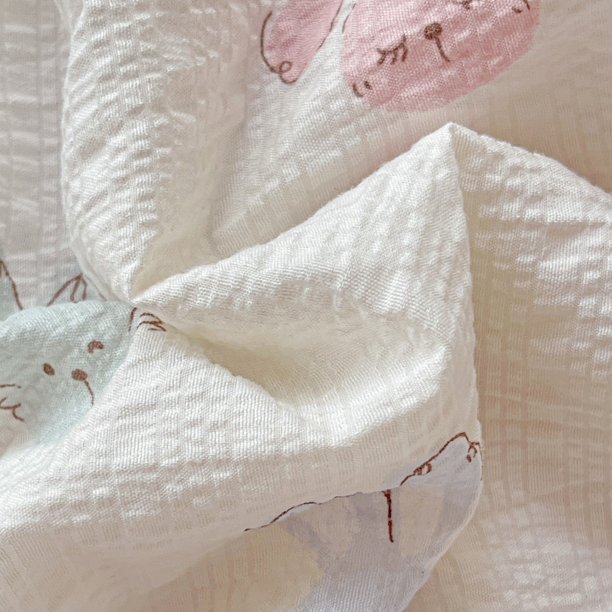 91家纺网 家纺一手货源 找家纺 一比一家纺 2026新款泡芙纱简款夏被四件套 长耳兔