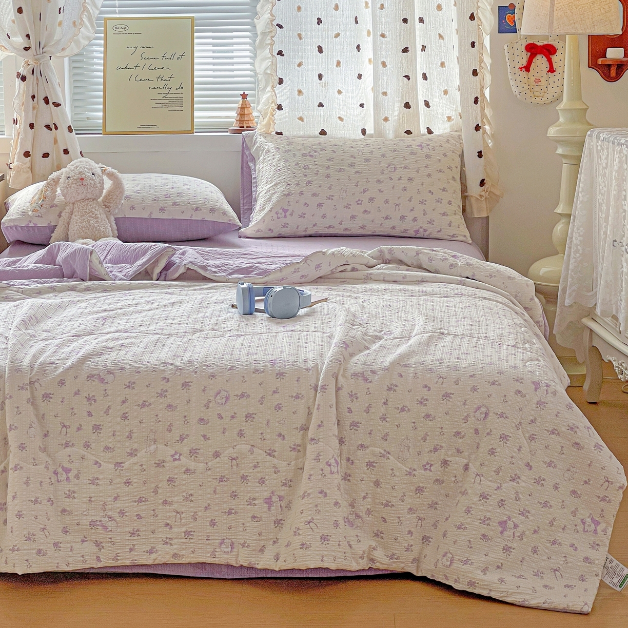 91家纺网 家纺一手货源 找家纺 一比一家纺 2026新款泡芙纱简款夏被四件套 紫色花语