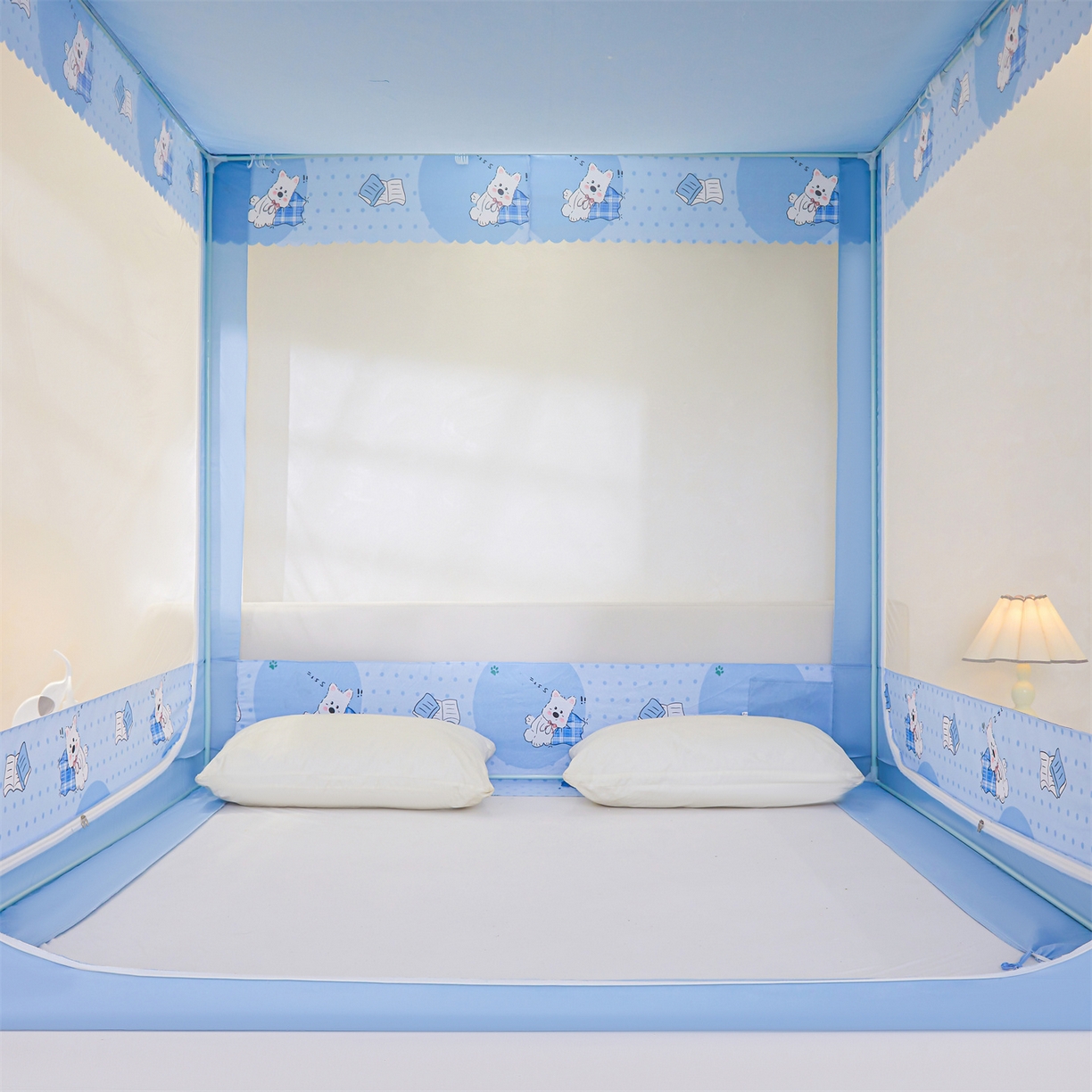 91家纺网 家纺一手货源 找家纺 迪凡保罗蚊帐 2026新款2606专版卡通回底全底AB版遮光帘坐床蚊帐 小狗派对-无床帘