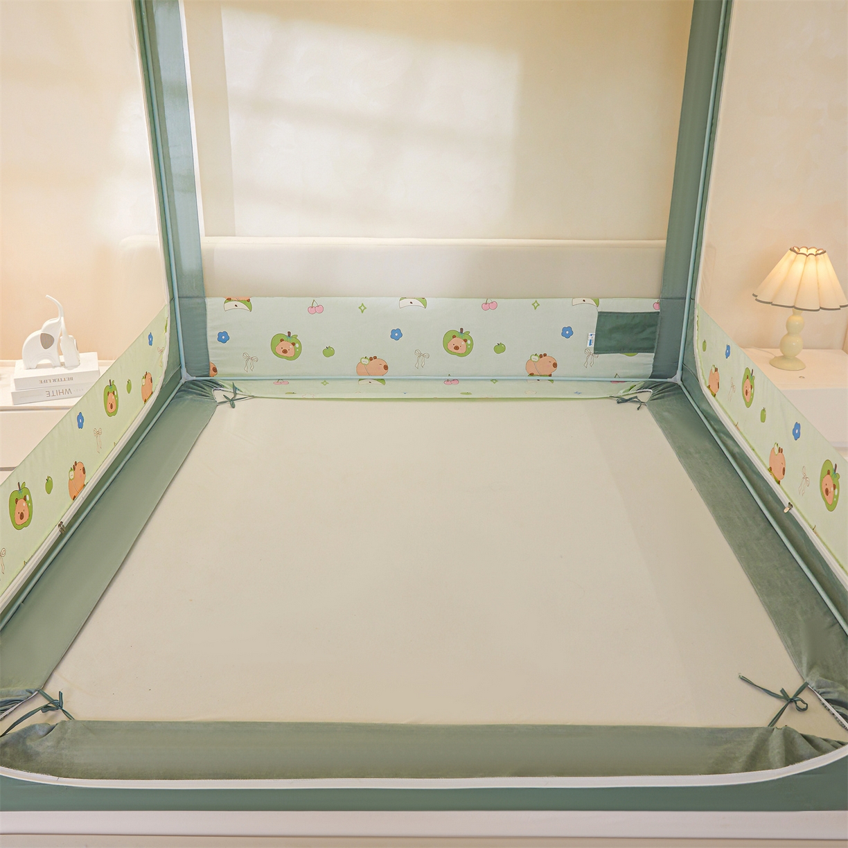 91家纺网 家纺一手货源 找家纺 迪凡保罗蚊帐 2026新款2606专版卡通回底全底AB版遮光帘坐床蚊帐 青苹果乐园-无床帘