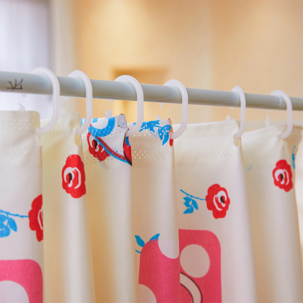 91家纺网 家纺一手货源 找家纺 迪凡保罗蚊帐 2026新款2606专版卡通回底全底AB版遮光帘坐床蚊帐 爱心兔兔-无床帘