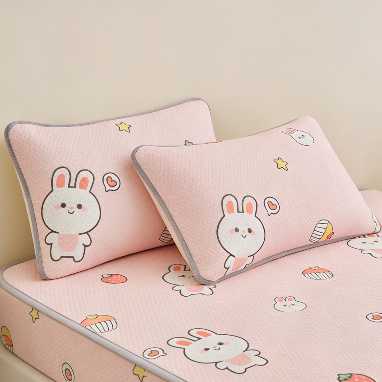 91家纺网 家纺一手货源 找家纺 奇丝雅 2026新款夏季A类卡通印花冰豆豆冰丝凉席枕套凉感家用可机洗单人学生宿舍48×74cm一只一对 巴比兔