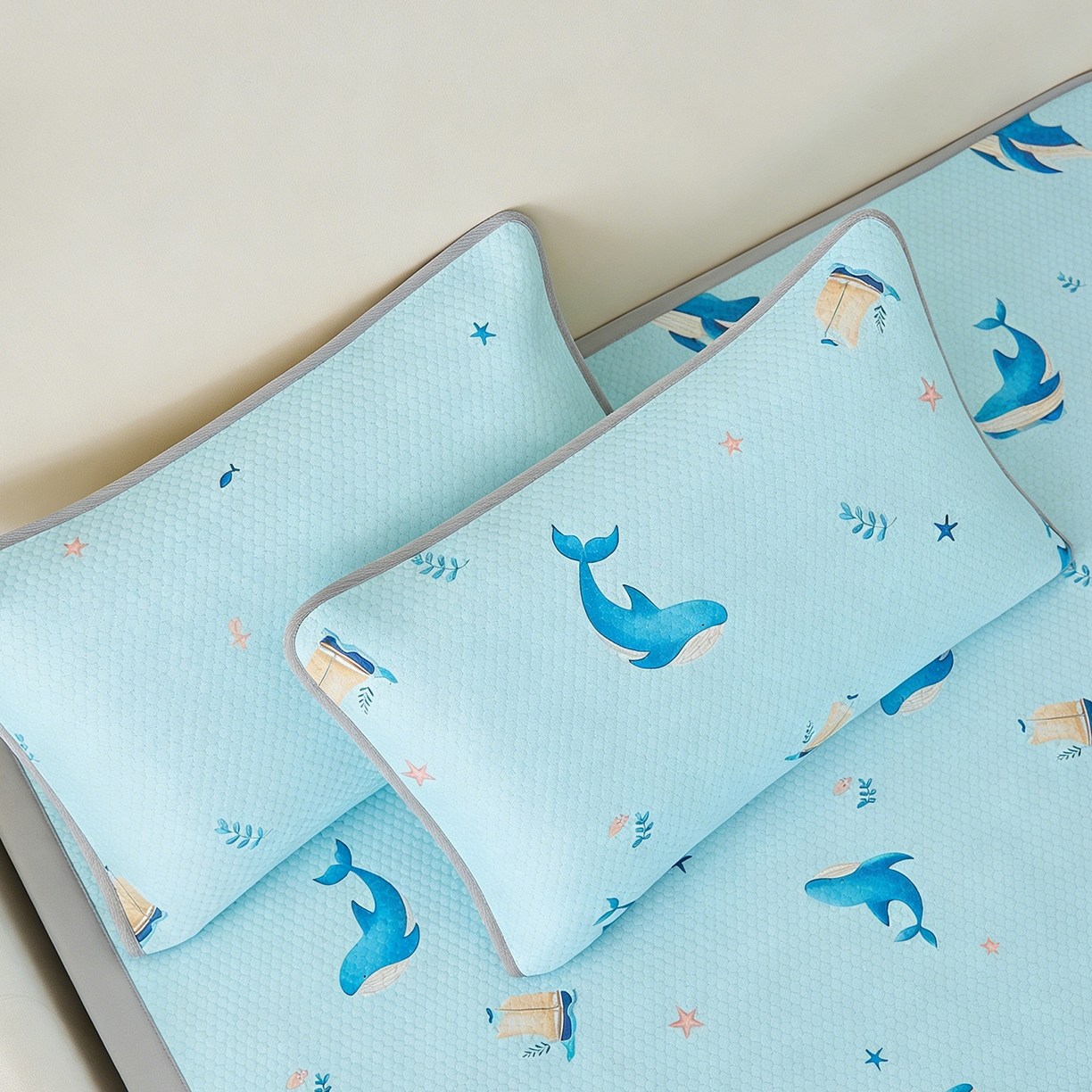 91家纺网 家纺一手货源 找家纺 奇丝雅 2026新款夏季A类卡通印花冰豆豆冰丝凉席枕套凉感家用可机洗单人学生宿舍48×74cm一只一对 海洋世界