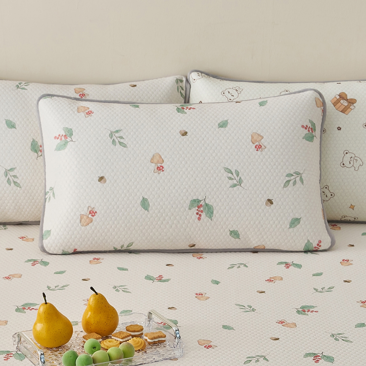 91家纺网 家纺一手货源 找家纺 奇丝雅 2026新款夏季A类卡通印花冰豆豆冰丝凉席枕套凉感家用可机洗单人学生宿舍48×74cm一只一对 蘑菇乐园