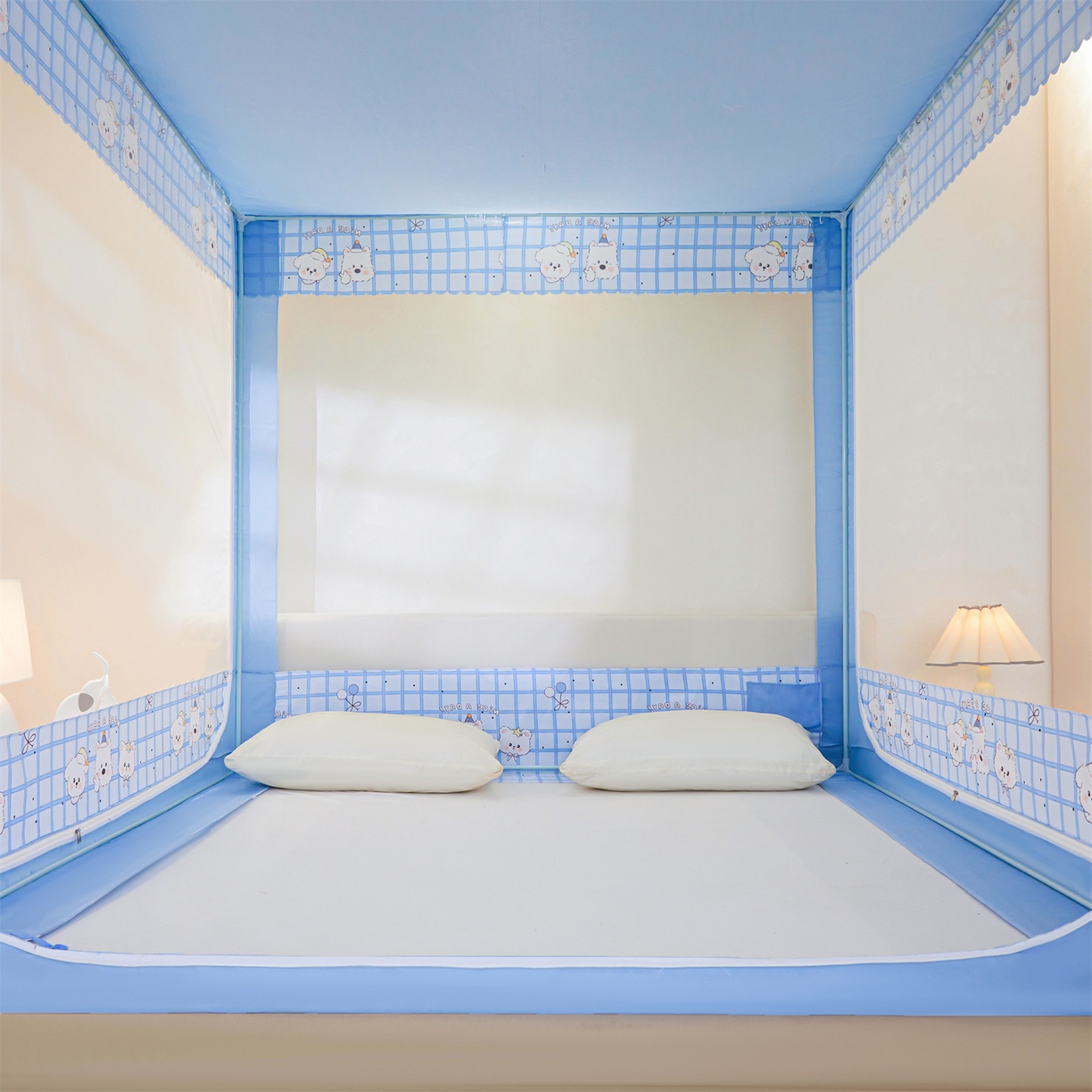 91家纺网 家纺一手货源 找家纺 迪凡保罗蚊帐 2026新款2606专版卡通回底全底AB版遮光帘坐床蚊帐 萌趣多多-带床帘