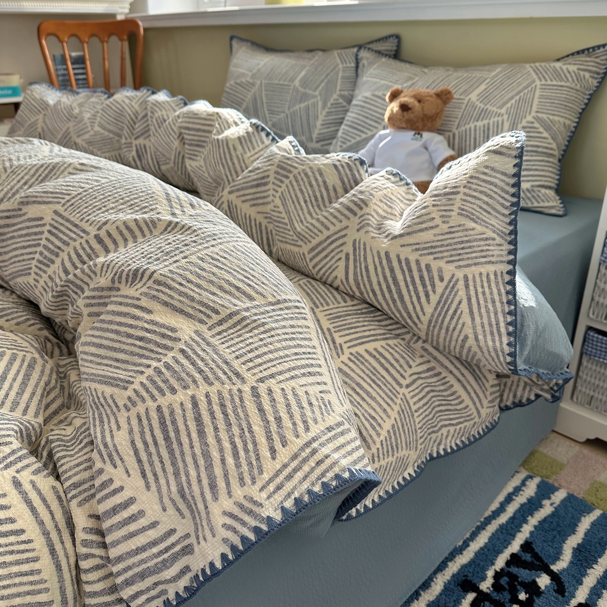 91家纺网 家纺一手货源 找家纺 几禾 2026新款高品质A类110g泡芙纱甜栗贝壳边四件套 甜栗-浅川纹