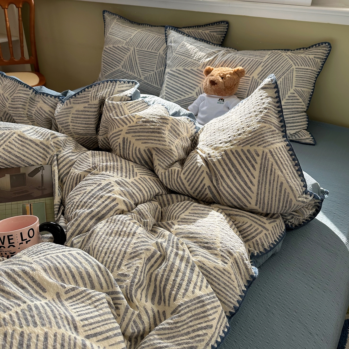 91家纺网 家纺一手货源 找家纺 几禾 2026新款高品质A类110g泡芙纱甜栗贝壳边四件套 甜栗-浅川纹