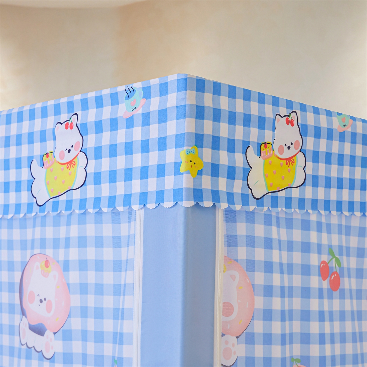 91家纺网 家纺一手货源 找家纺 迪凡保罗蚊帐 2026新款2606专版卡通回底全底AB版遮光帘坐床蚊帐 可爱奶狗-带床帘