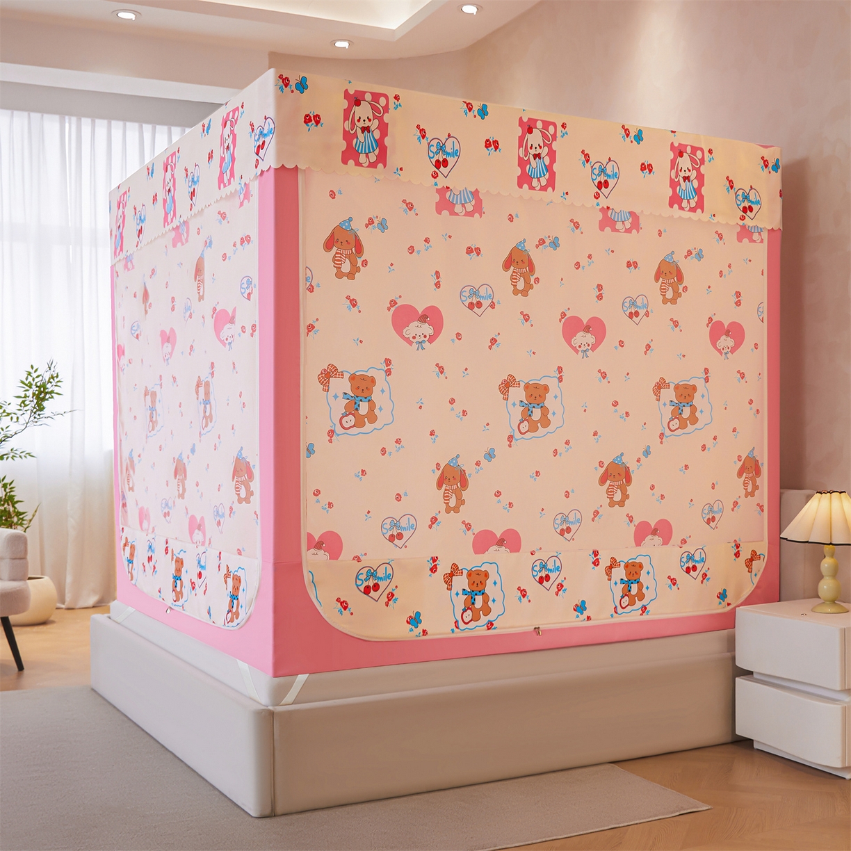 91家纺网 家纺一手货源 找家纺 迪凡保罗蚊帐 2026新款2606专版卡通回底全底AB版遮光帘坐床蚊帐 爱心兔兔-无床帘