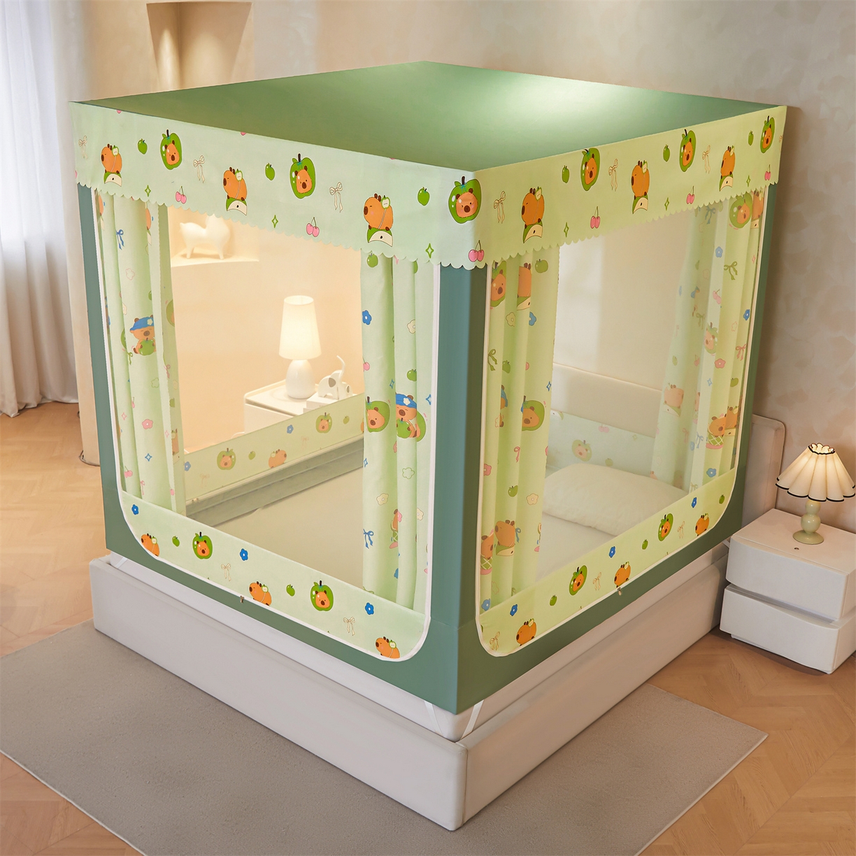 91家纺网 家纺一手货源 找家纺 迪凡保罗蚊帐 2026新款2606专版卡通回底全底AB版遮光帘坐床蚊帐 青苹果乐园-带床帘