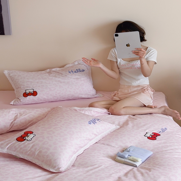 91家纺网 家纺一手货源 找家纺 桔子家纺 2026新款100s全棉快乐系列四件套 快乐小熊