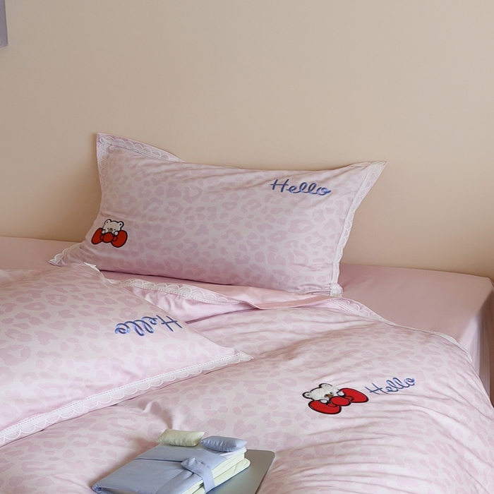 91家纺网 家纺一手货源 找家纺 桔子家纺 2026新款100s全棉快乐系列四件套 快乐小熊