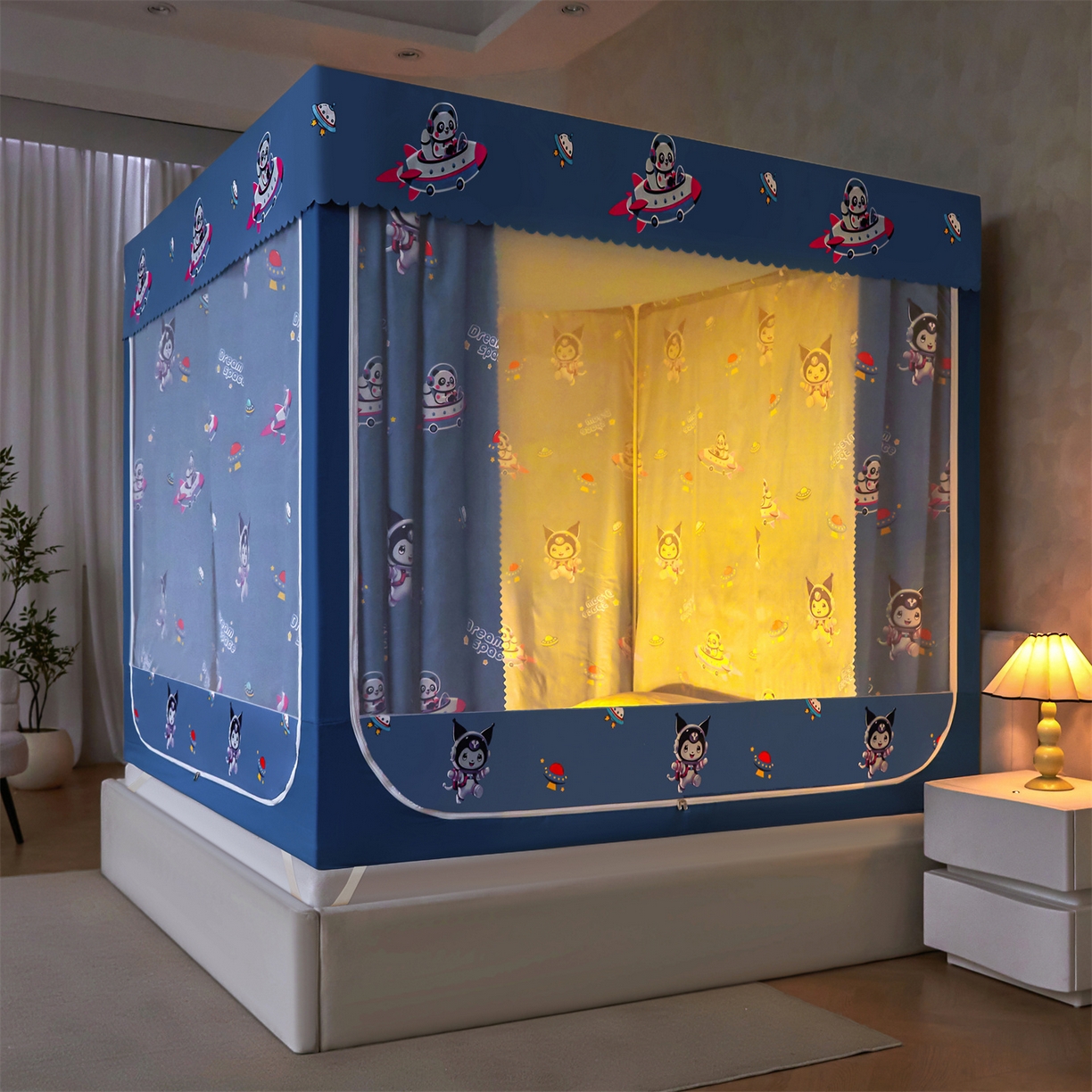 91家纺网 家纺一手货源 找家纺 迪凡保罗蚊帐 2026新款2606专版卡通回底全底AB版遮光帘坐床蚊帐 遨游太空-无床帘