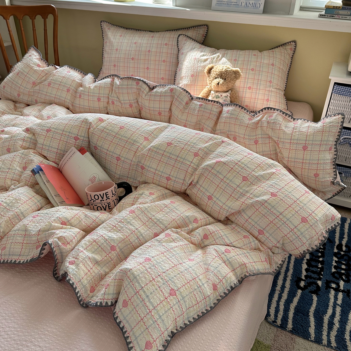 91家纺网 家纺一手货源 找家纺 几禾 2026新款高品质A类110g泡芙纱甜栗贝壳边四件套 甜栗-格格心