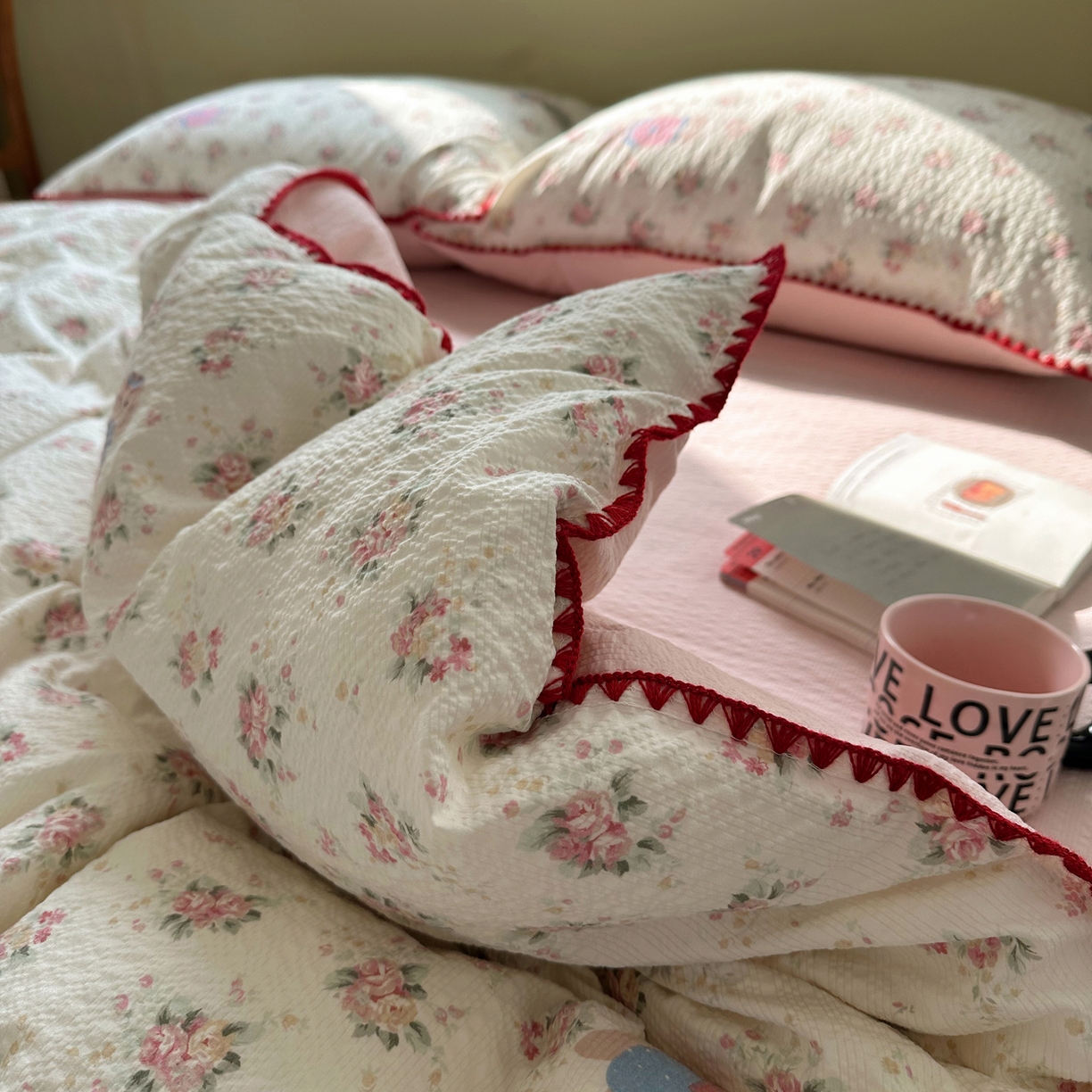 91家纺网 家纺一手货源 找家纺 几禾 2026新款高品质A类110g泡芙纱甜栗贝壳边四件套 甜栗-甜卷兔兔