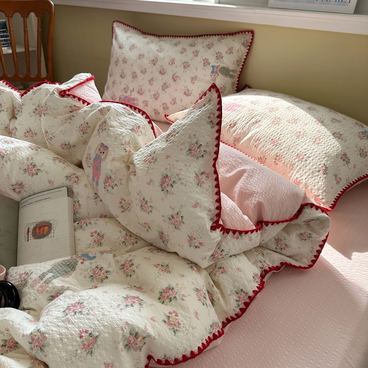 91家纺网 家纺一手货源 找家纺 几禾 2026新款高品质A类110g泡芙纱甜栗贝壳边四件套 甜栗-甜卷兔兔