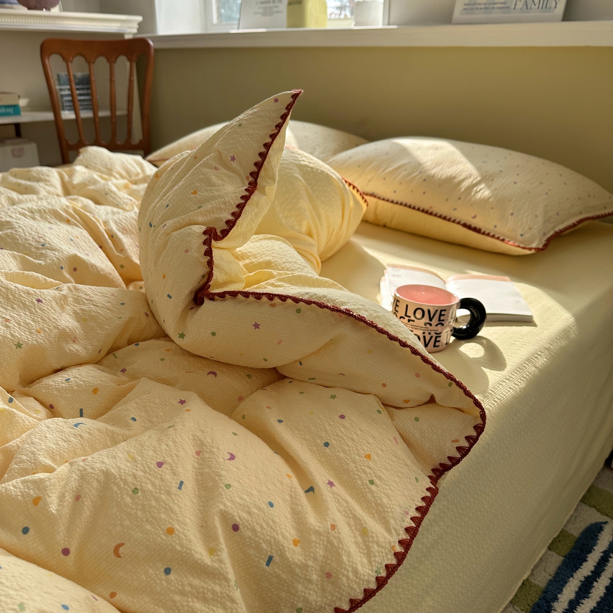 91家纺网 家纺一手货源 找家纺 几禾 2026新款高品质A类110g泡芙纱甜栗贝壳边四件套 甜栗-星月糖粒