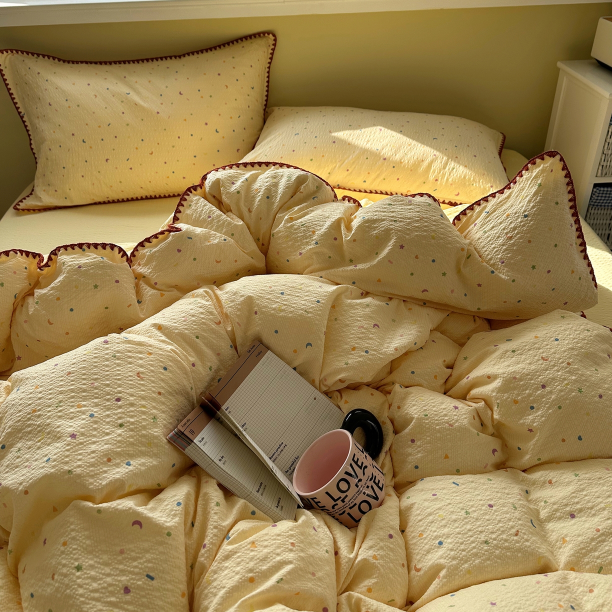 91家纺网 家纺一手货源 找家纺 几禾 2026新款高品质A类110g泡芙纱甜栗贝壳边四件套 甜栗-星月糖粒