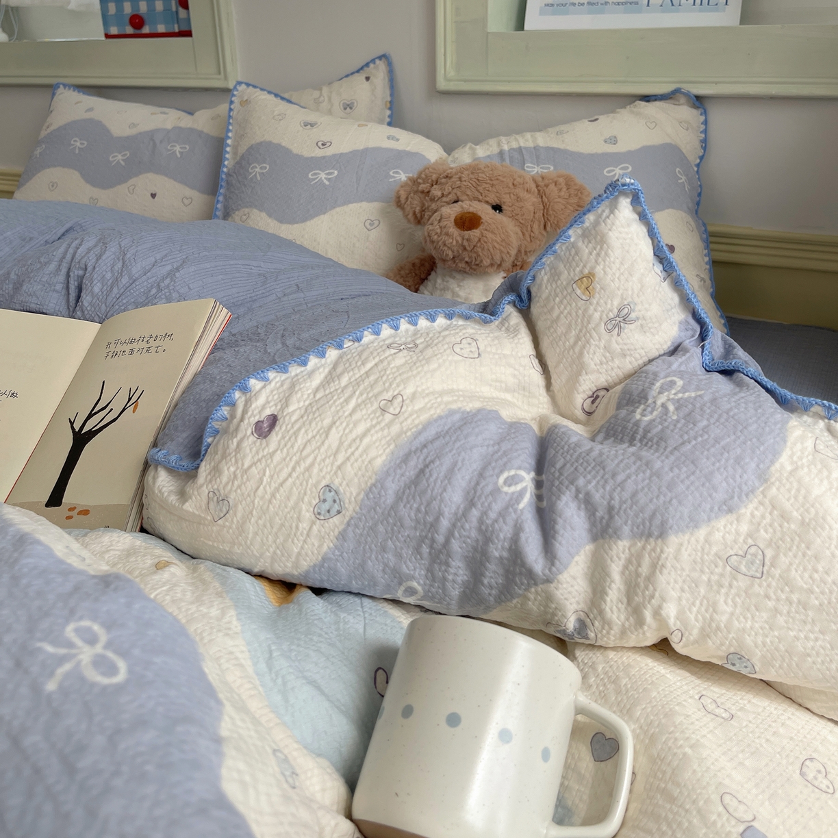 91家纺网 家纺一手货源 找家纺 凯洛奇 2026春夏新款A类高品质泡芙纱贝壳边四件套 蓝波甜心