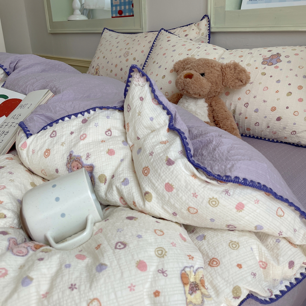 91家纺网 家纺一手货源 找家纺 凯洛奇 2026春夏新款A类高品质泡芙纱贝壳边四件套 糖心小熊