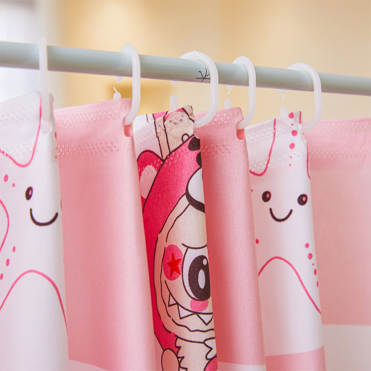 91家纺网 家纺一手货源 找家纺 迪凡保罗蚊帐 2026新款2606专版卡通回底全底AB版遮光帘坐床蚊帐 趣玩格子-无床帘