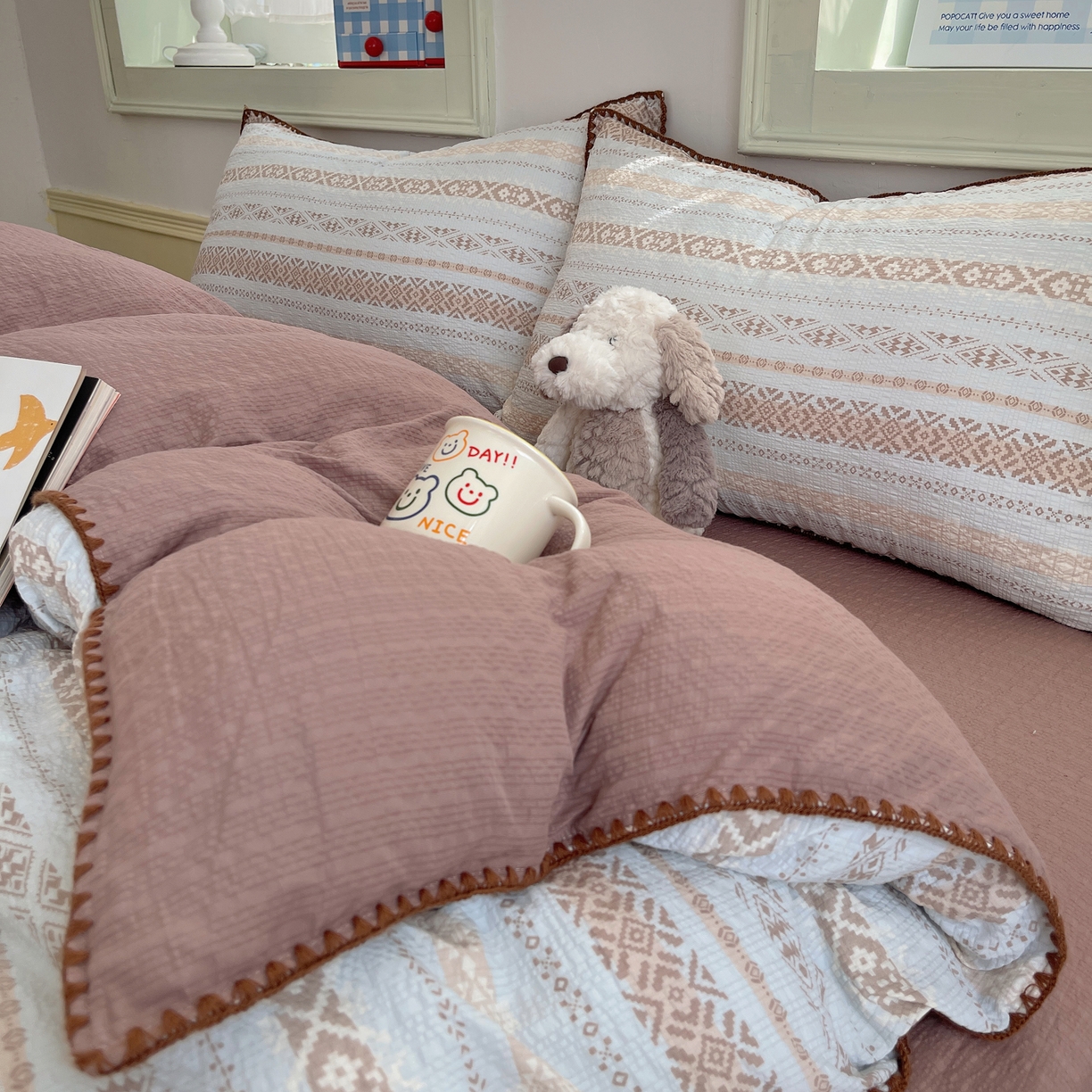 91家纺网 家纺一手货源 找家纺 凯洛奇 2026春夏新款A类高品质泡芙纱贝壳边四件套 雾野梦境