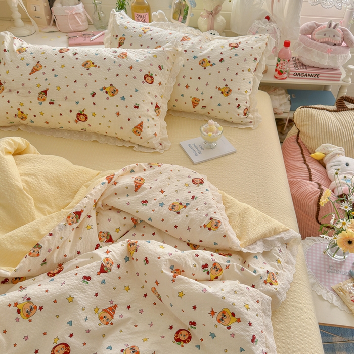 91家纺网 家纺一手货源 找家纺 贝扬思家纺 2026新款泡芙纱全棉蕾丝花边夏被-花笺系列（甜系花边撞入梦境，软乎乎的质感，治愈所有疲惫） 花笺-旧街星星