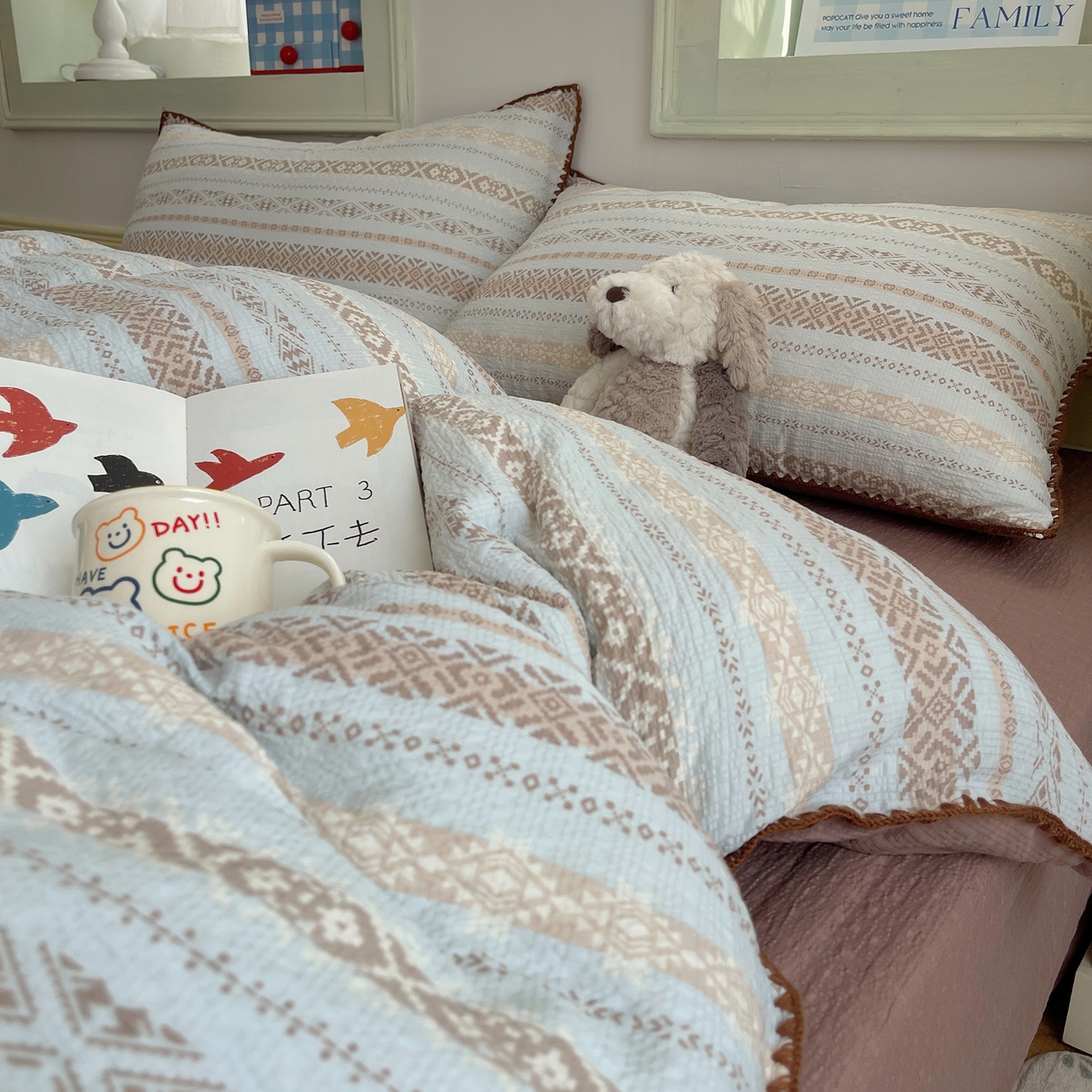 91家纺网 家纺一手货源 找家纺 凯洛奇 2026春夏新款A类高品质泡芙纱贝壳边四件套 雾野梦境