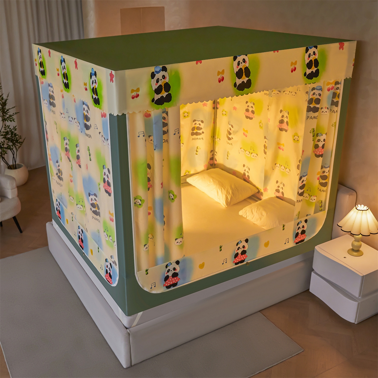 91家纺网 家纺一手货源 找家纺 迪凡保罗蚊帐 2026新款2606专版卡通回底全底AB版遮光帘坐床蚊帐 爱心熊猫-无床帘