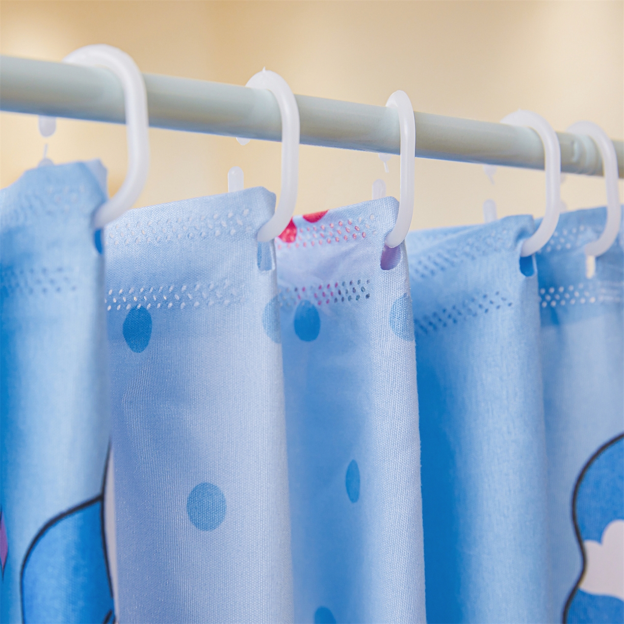 91家纺网 家纺一手货源 找家纺 迪凡保罗蚊帐 2026新款2606专版卡通回底全底AB版遮光帘坐床蚊帐 小狗派对-带床帘