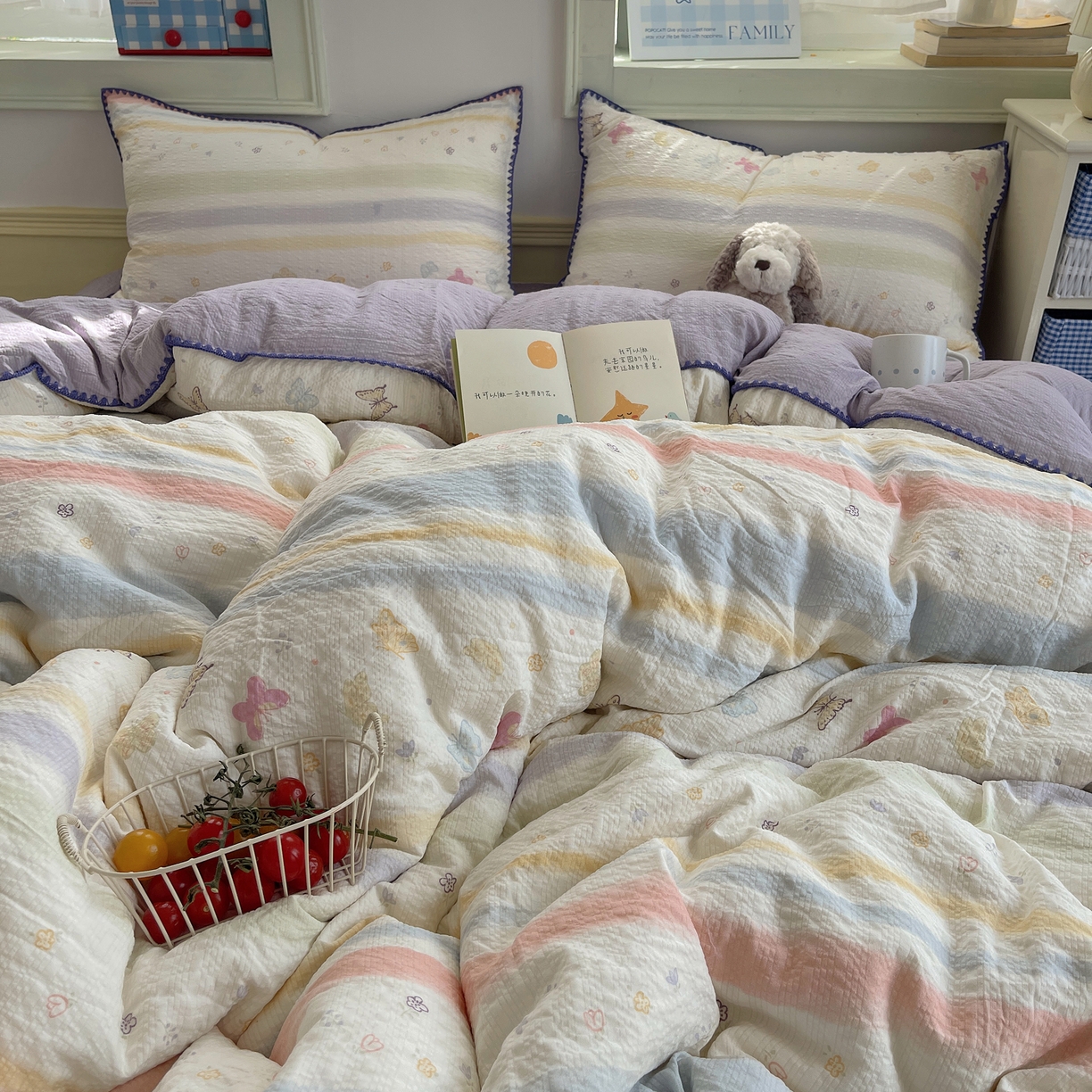 91家纺网 家纺一手货源 找家纺 凯洛奇 2026春夏新款A类高品质泡芙纱贝壳边四件套 云间彩蝶