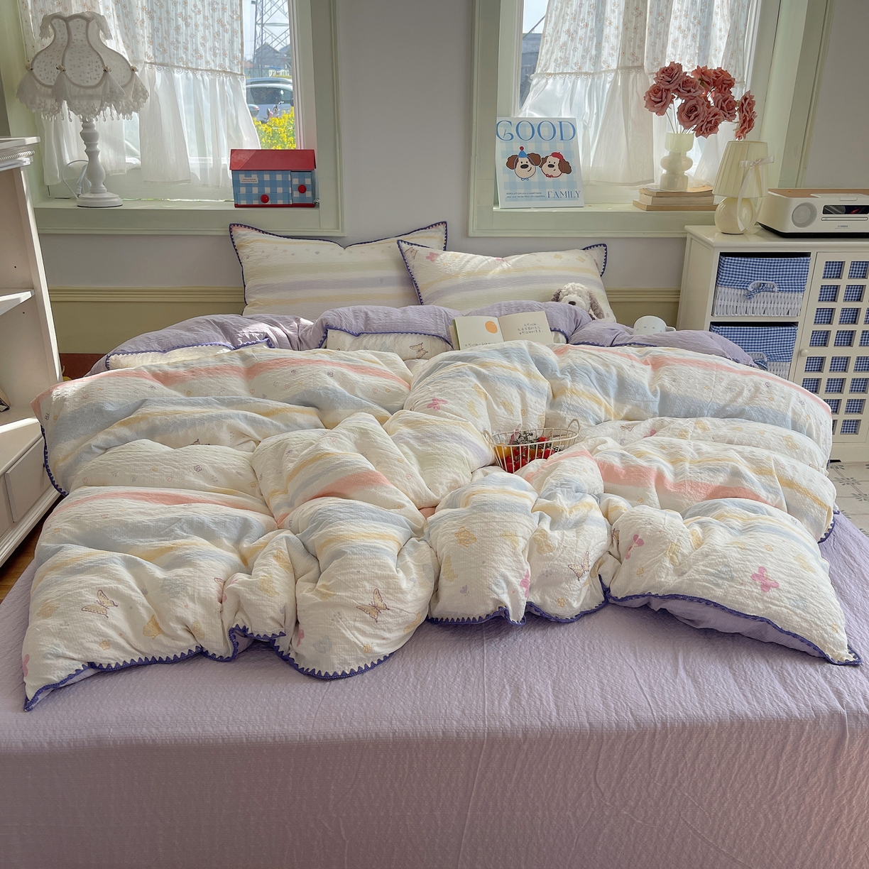 91家纺网 家纺一手货源 找家纺 凯洛奇 2026春夏新款A类高品质泡芙纱贝壳边四件套 云间彩蝶