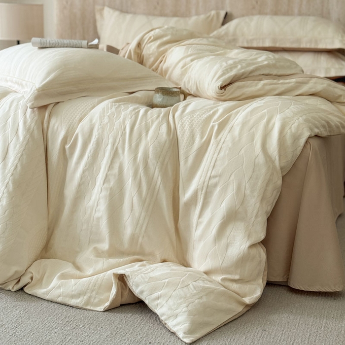 91家纺网 家纺一手货源 找家纺 奈萝家纺 2026新款长绒棉纯棉水洗全棉浮雕提花四件套 简意