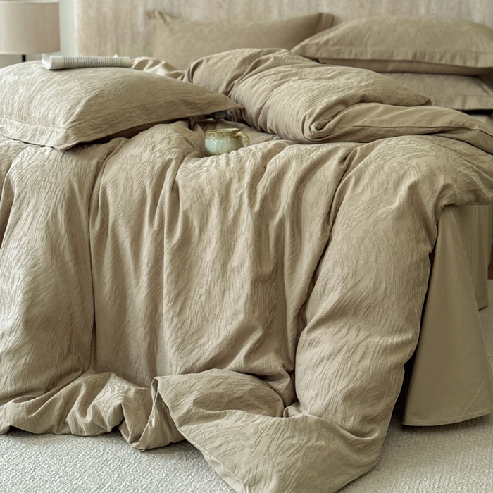 91家纺网 家纺一手货源 找家纺 奈萝家纺 2026新款长绒棉纯棉水洗全棉浮雕提花四件套 魅奇