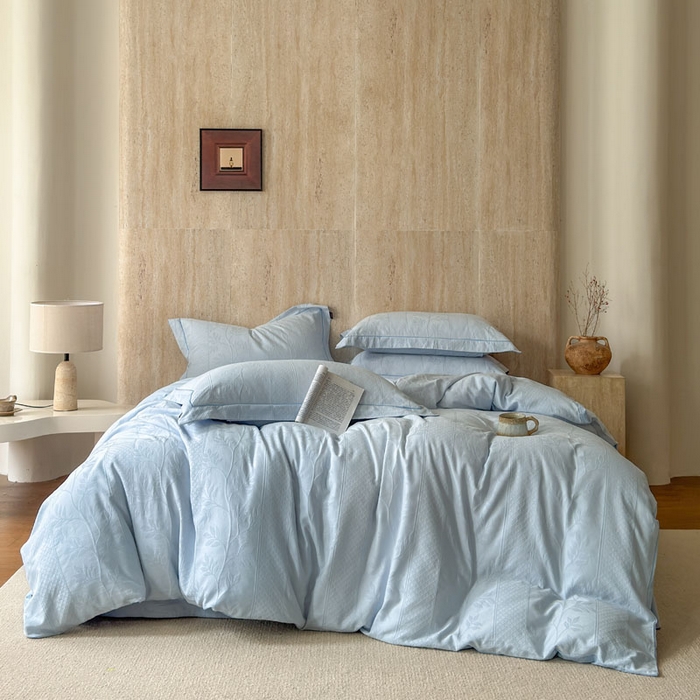 91家纺网 家纺一手货源 找家纺 奈萝家纺 2026新款长绒棉纯棉水洗全棉浮雕提花四件套 娜蓝